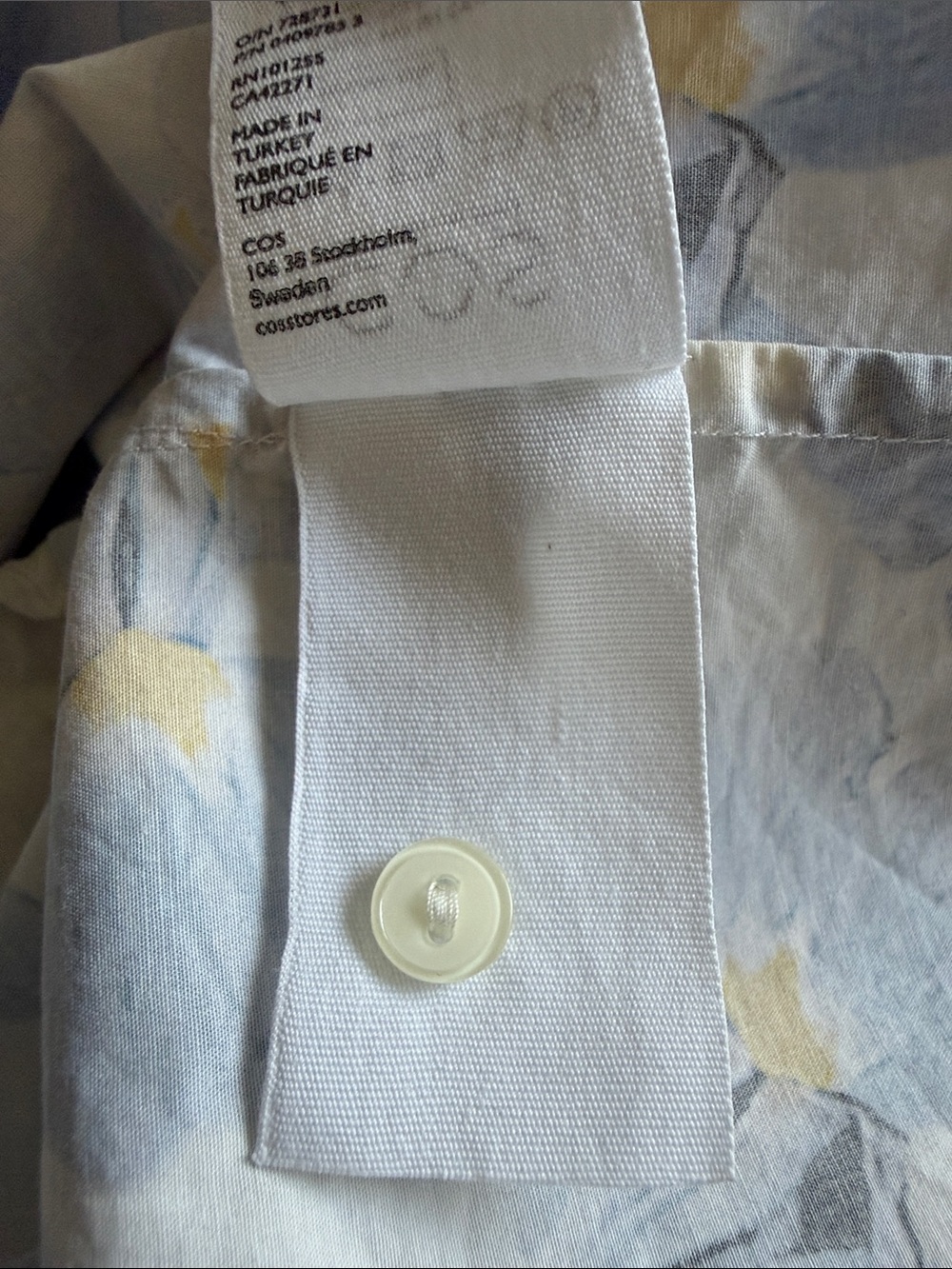 Cos Long Sleeve Cotton Shirt Dress in Blue, White & Yellow Floral Print. Size 4 - Picture 7 of 7